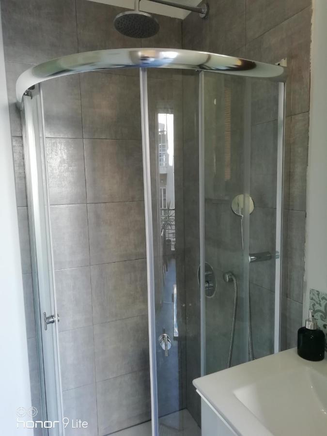 Myron's Apartment Атина Екстериор снимка