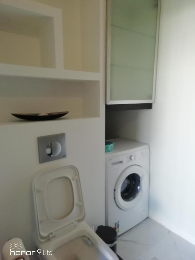 Myron's Apartment Атина Екстериор снимка
