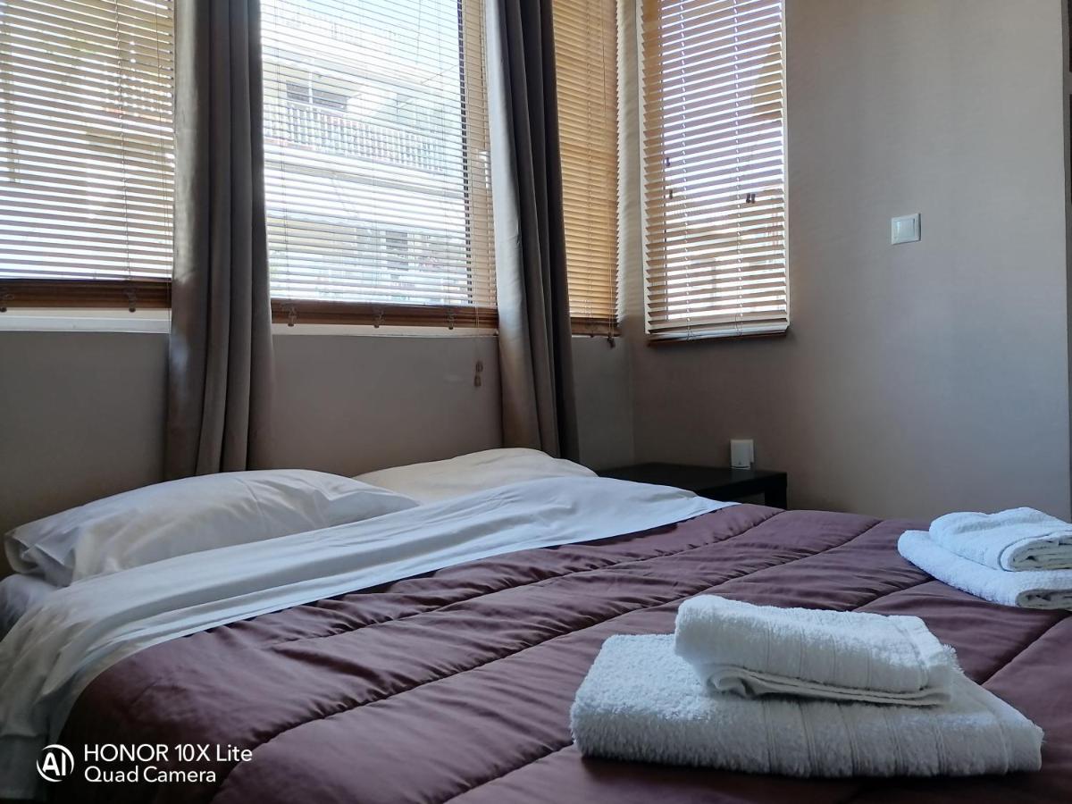 Myron's Apartment Атина Екстериор снимка