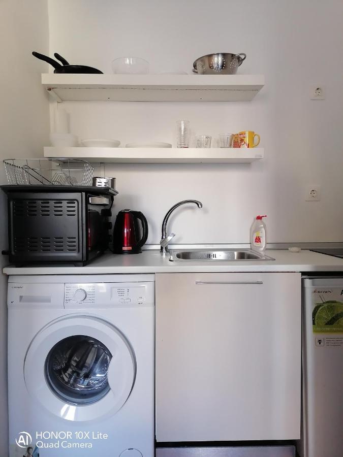 Myron's Apartment Атина Екстериор снимка