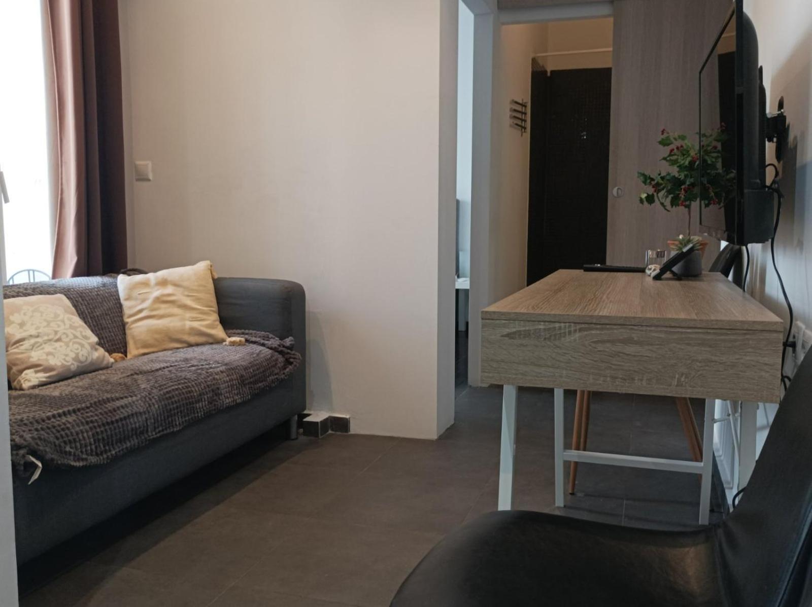 Myron's Apartment Атина Екстериор снимка