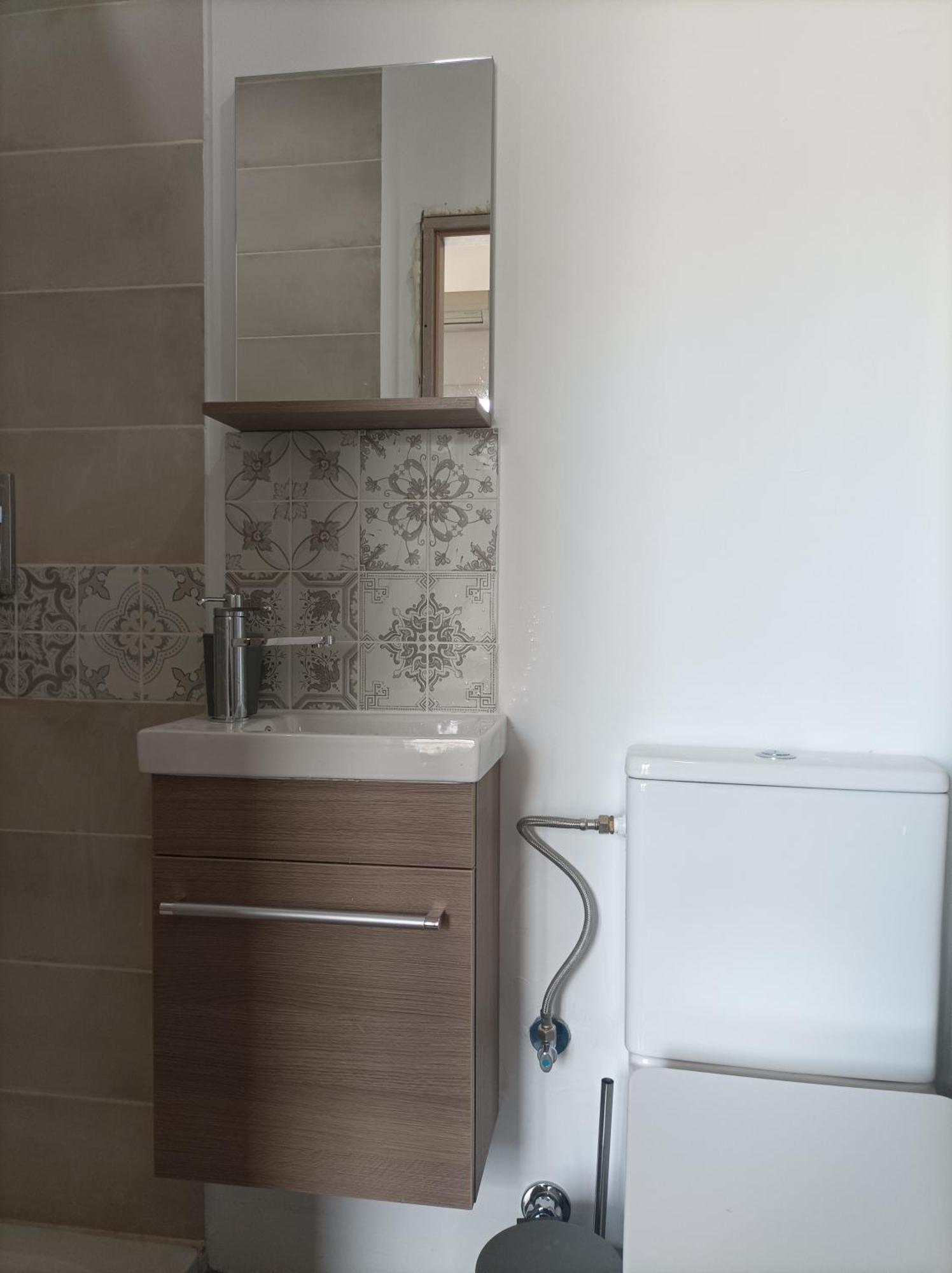 Myron's Apartment Атина Стая снимка